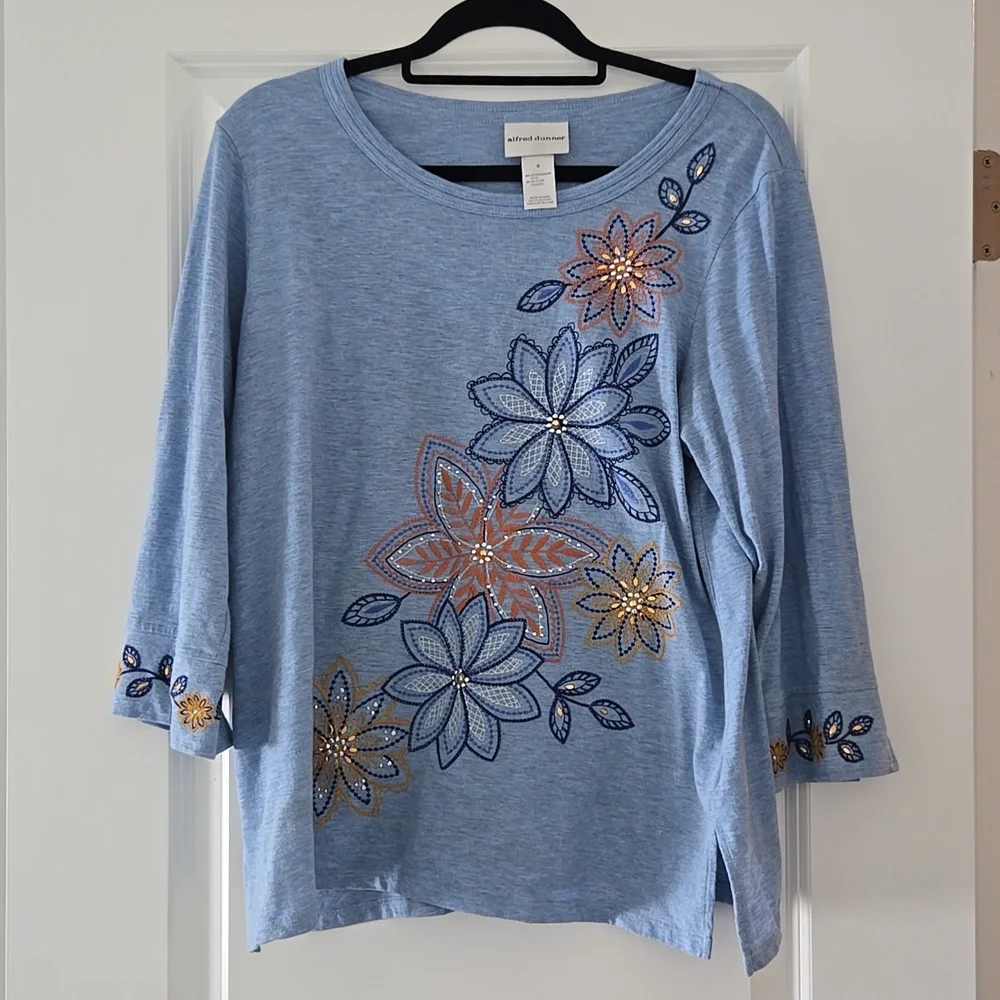 Floral Embroidered Top - Picture 1 of 3